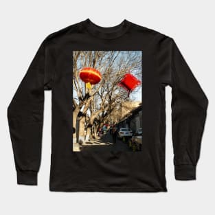 In Beijing's alleyway Long Sleeve T-Shirt